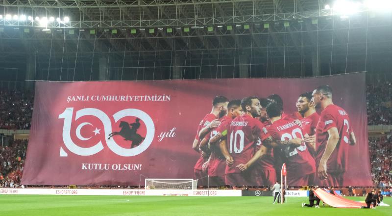A Milli Futbol Takımı, EURO 2024 Avrupa Şampiyonası Elemeleri D Grubu beşinci maçında Ermenistan ile Eskişehir Yeni Stadyumu’nda karşılaştı.